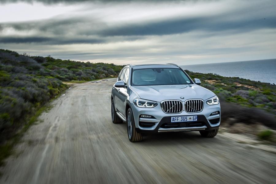  BMW X3 xDrive20d xLine (G01) 2017 года  (ZA) (фото 24 из 27)